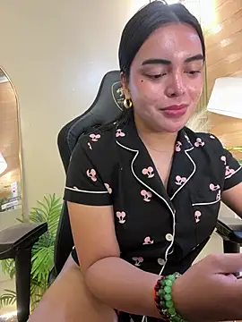 HotstuffCherrySummer online show from 02-11-25, 01:09