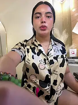 HotstuffCherrySummer online show from 02-26-25, 06:15