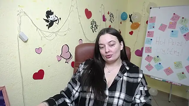 MilanaPrice online show from 02-13-25, 03:39