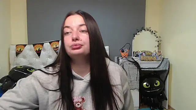 MilanaPrice online show from 10-18-25, 11:11