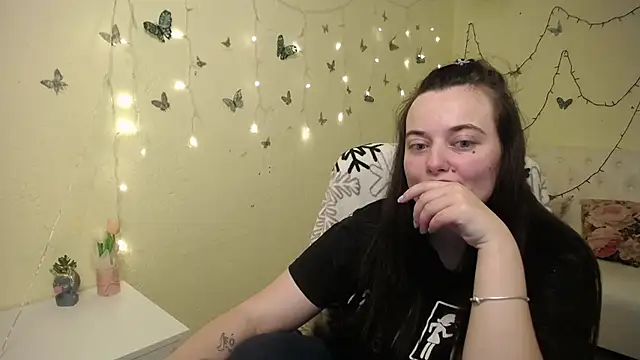 MilanaPrice online show from 02-26-26, 08:13