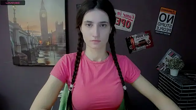 MaryEm976 online show from 02-07-25, 08:55