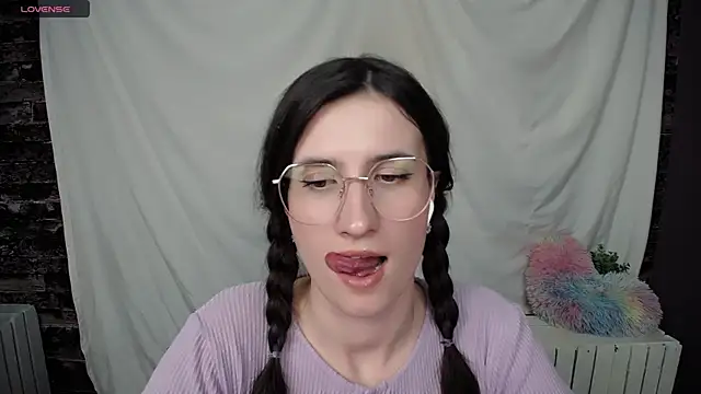 MaryEm976 online show from 03-19-25, 10:44