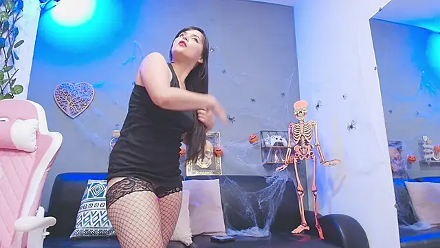 kateadams1 online show from 10-10-25, 11:48