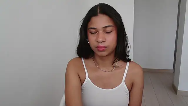 dark enchantress  online show from 01-04-25, 05:05