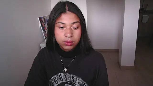 dark enchantress  online show from 01-11-25, 09:57