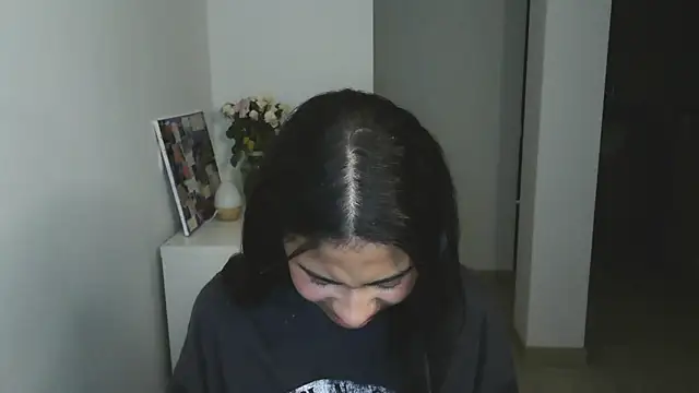 dark enchantress  online show from 01-12-25, 01:21