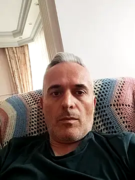 Snapshot of pussylove39 chatting on 10-12-25, 01:10 pussylove39 online show from 10-12-25, 01:10