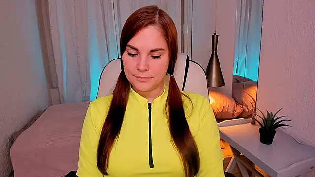 Snapshot of Ellis_Foxy chatting on 02-01-25, 08:47 Ellis Foxy online show from 02-01-25, 08:47