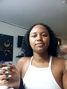 Snapshot of MAILYN_ER chatting on 11-21-25, 01:21 MAILYN ER online show from 11-21-25, 01:21