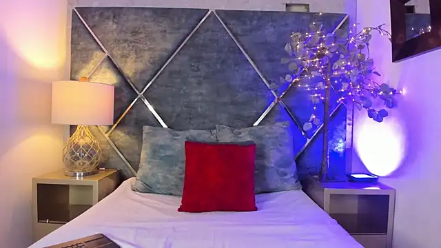 DannaFalco25 online show from 01-09-25, 03:55