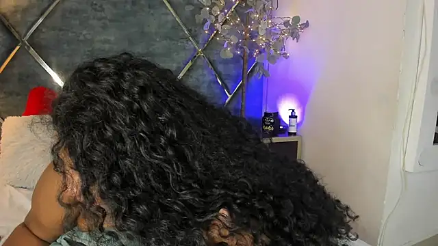 DannaFalco25 online show from 01-28-25, 10:34