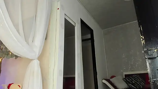 DannaFalco25 online show from 02-20-25, 10:59