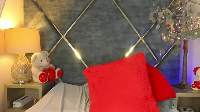 DannaFalco25 online show from 02-23-25, 09:05