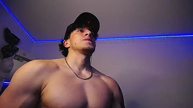 Snapshot of strongboy_ chatting on 01-12-25, 08:25 strongboy online show from 01-12-25, 08:25