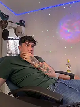 strongboy  online show from 12-13-25, 07:53