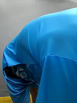 Snapshot of Enda_21 chatting on 11-05-25, 01:49 Enda 21 online show from 11-05-25, 01:49