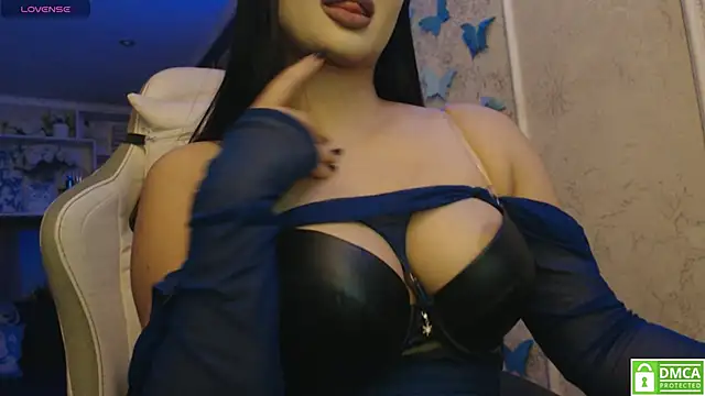 Snapshot of lunarose777 chatting on 09-27-25, 08:14 lunarose777 online show from 09-27-25, 08:14