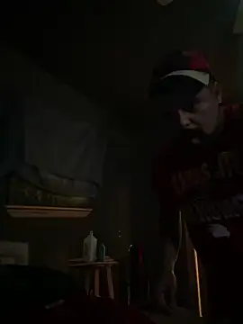 Snapshot of LumberJockMan chatting on 09-17-25, 05:31 LumberJockMan online show from 09-17-25, 05:31