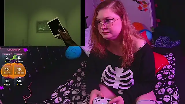 evamila online show from 10-15-25, 11:27