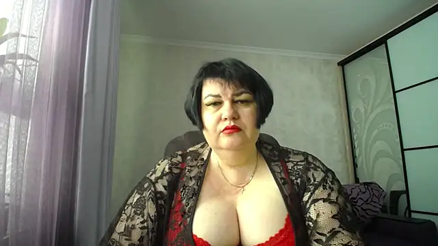 JuicyLady Di online show from 05-31-26, 05:15