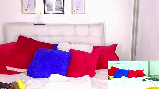 Snapshot of Ashley_Beenson chatting on 01-27-25, 02:13 Ashley Beenson online show from 01-27-25, 02:13