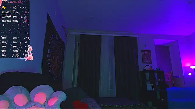 NicoleFancy online show from 12-19-25, 05:09