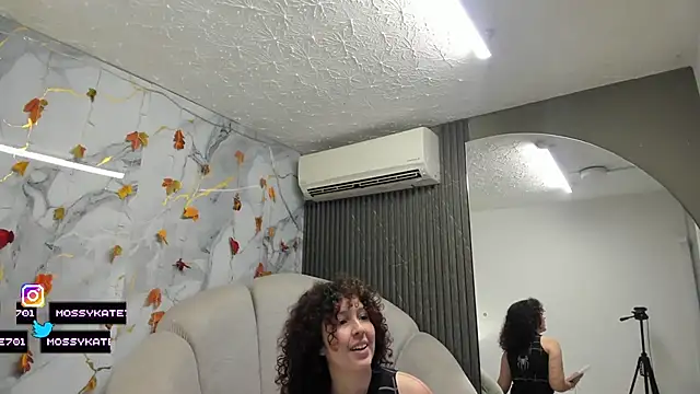 Katemoss70 online show from 11-08-25, 12:16