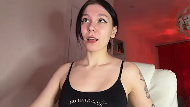 pinkdolly18 online show from 02-24-25, 09:31