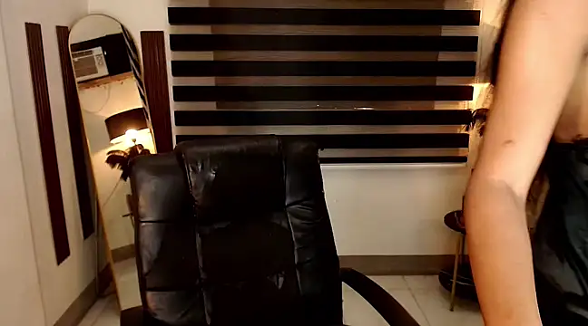 Snapshot of SarahAmber chatting on 01-24-25, 06:46 SarahAmber online show from 01-24-25, 06:46