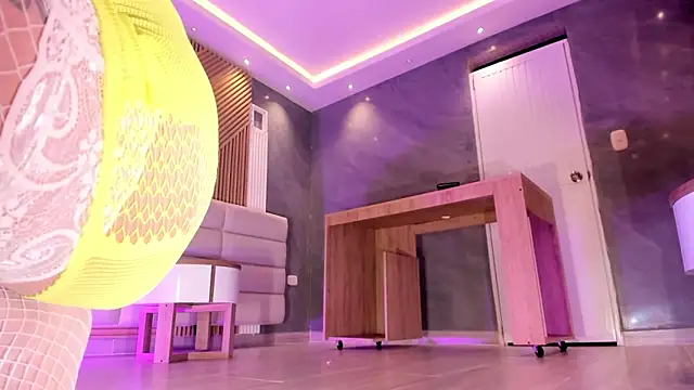 ArchieCollins online show from 01-25-25, 02:37