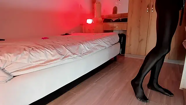 ArchieCollins online show from 01-31-25, 01:43