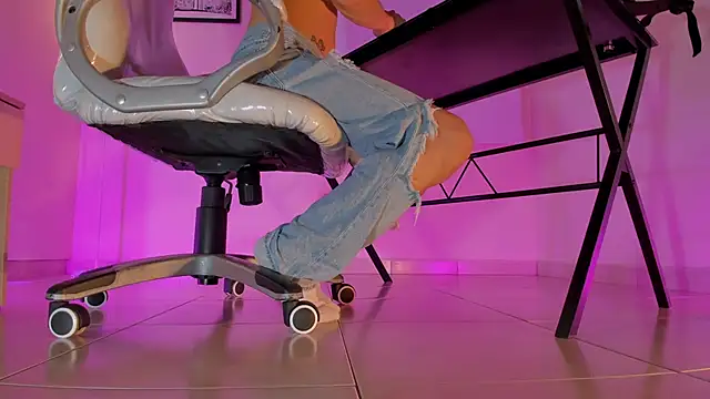 ArchieCollins online show from 10-02-25, 03:02