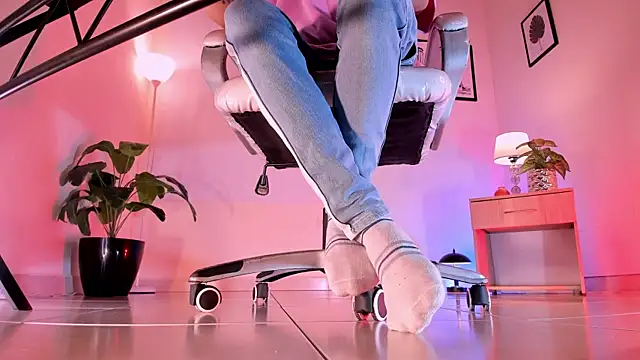 ArchieCollins online show from 10-15-25, 08:53