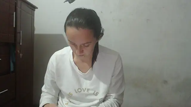 Snapshot of DeepAnal07 chatting on 03-05-25, 04:13 DeepAnal07 online show from 03-05-25, 04:13