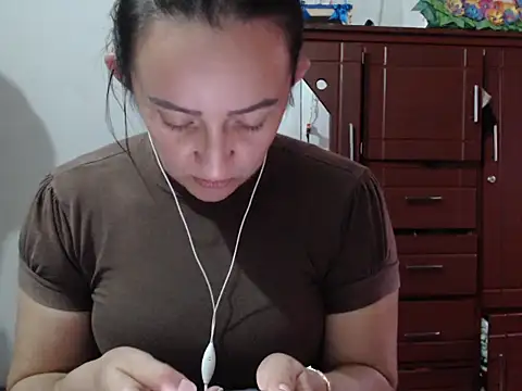 Snapshot of DeepAnal07 chatting on 10-06-25, 09:23 DeepAnal07 online show from 10-06-25, 09:23