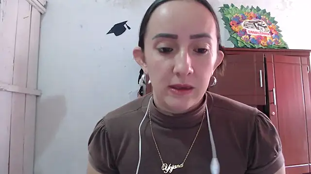 Snapshot of DeepAnal07 chatting on 10-17-25, 06:21 DeepAnal07 online show from 10-17-25, 06:21