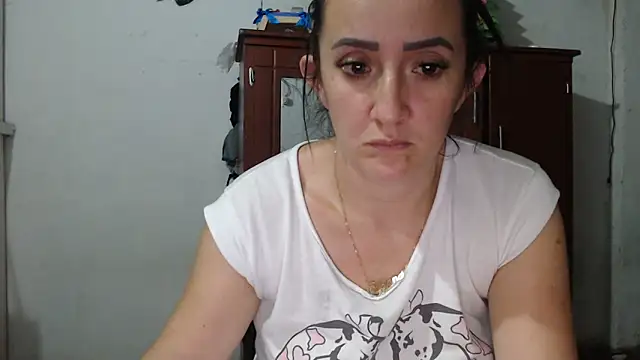 Snapshot of DeepAnal07 chatting on 11-11-25, 04:23 DeepAnal07 online show from 11-11-25, 04:23