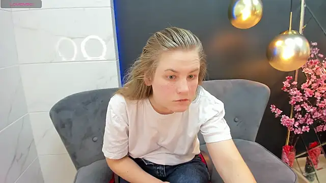 JadeSoft online show from 02-16-25, 04:42