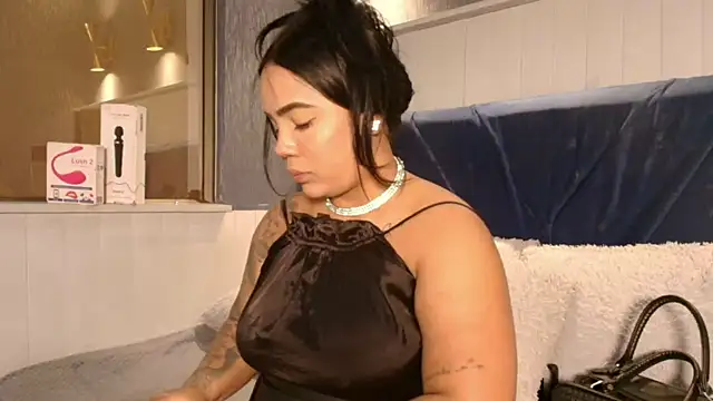 EmilyQueen3x online show from 03-13-26, 01:51