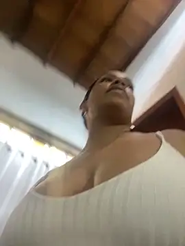 ArielleMillerr online show from 01-07-25, 06:14