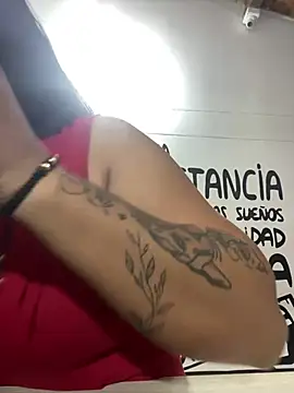 ArielleMillerr online show from 01-17-25, 06:02