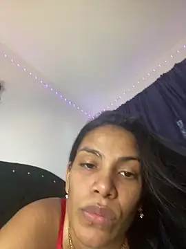 ArielleMillerr online show from 10-04-25, 05:22