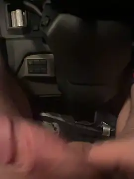 Snapshot of OhMyRichard chatting on 12-23-24, 01:35 OhMyRichard online show from 12-23-24, 01:35