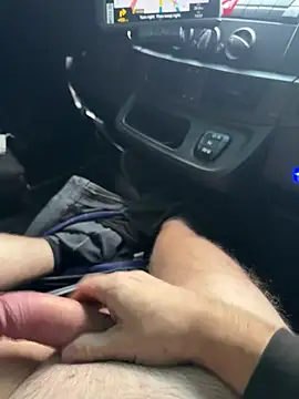 Snapshot of OhMyRichard chatting on 02-12-25, 02:10 OhMyRichard online show from 02-12-25, 02:10