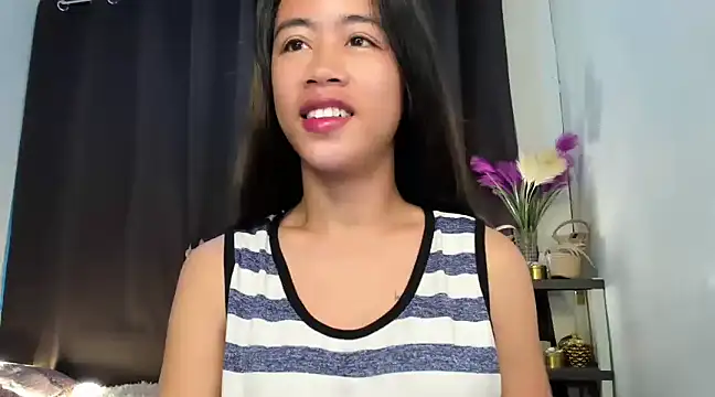 Snapshot of Emma_Jones88 chatting on 01-29-25, 04:15 Emma Jones88 online show from 01-29-25, 04:15