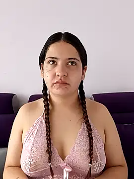 MiaLaurenzz online show from 10-22-25, 03:01
