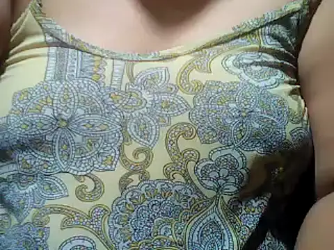 Snapshot of Sexyhorney4u chatting on 06-02-26, 07:49 Sexyhorney4u online show from 06-02-26, 07:49