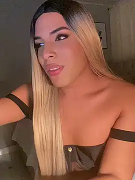 Snapshot of Valery__mt chatting on 12-11-24, 03:24 Valery  mt online show from 12-11-24, 03:24