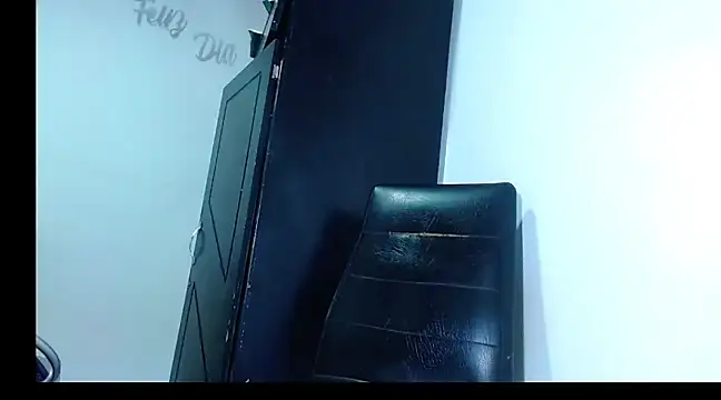 Snapshot of PhoenixGnz chatting on 03-03-25, 02:26 PhoenixGnz online show from 03-03-25, 02:26